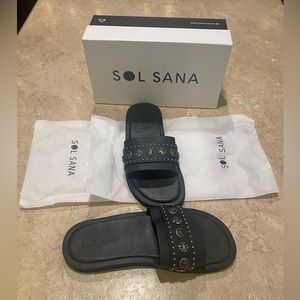 Sol Sana Cleo Slides. Sz 41 Black. New in box. 100% Genuine Leather 🤍